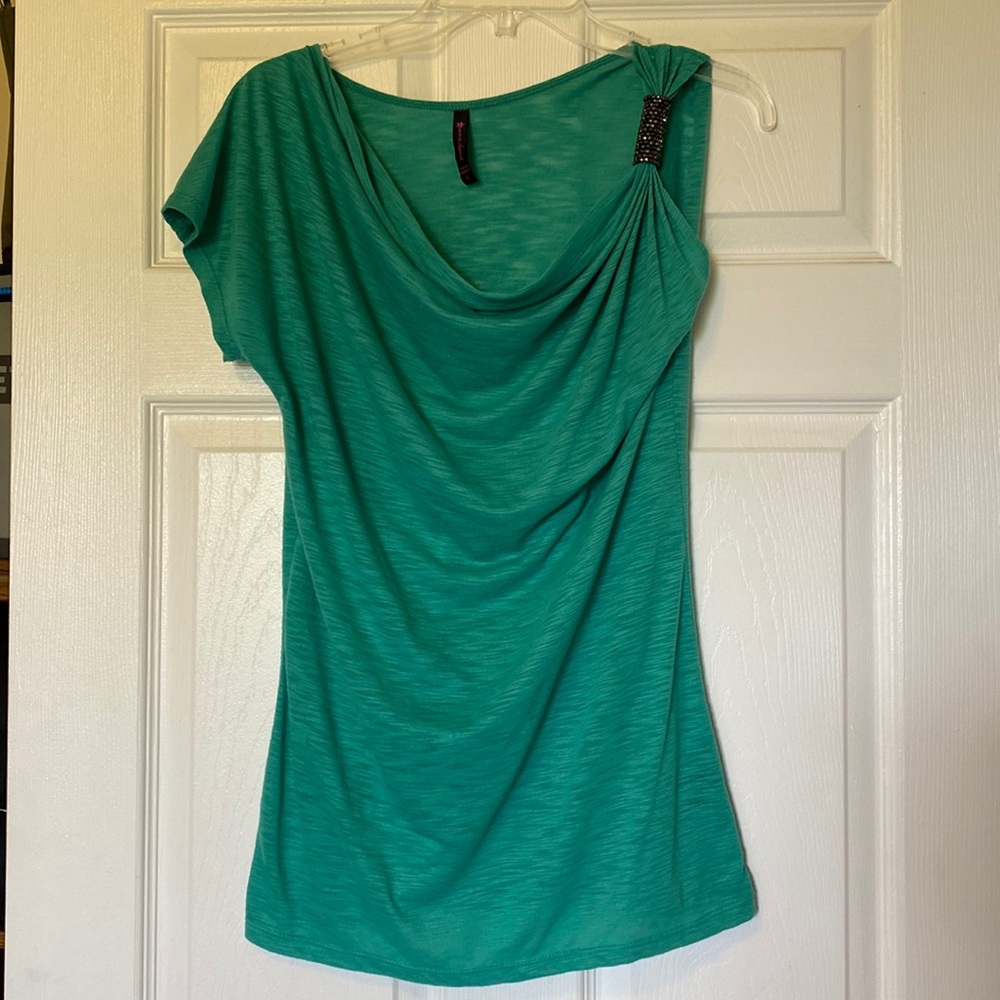 Teal top size large
